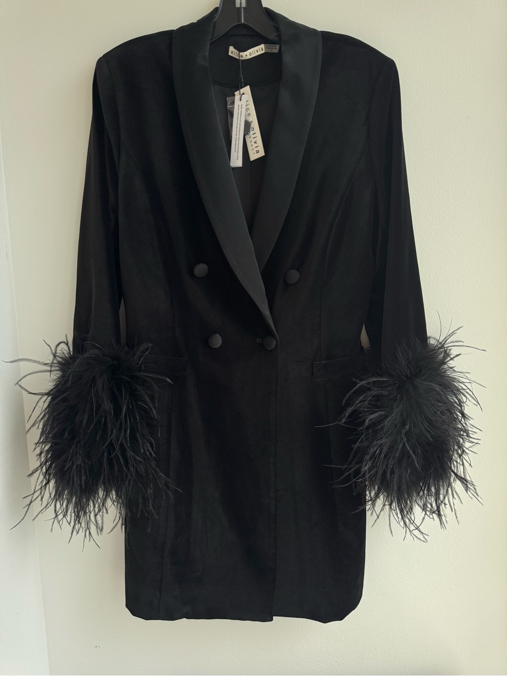 Alice + Olivia Latoya Black Feather-Cuff Mini Blazer Dress - Picture 4 of 7
